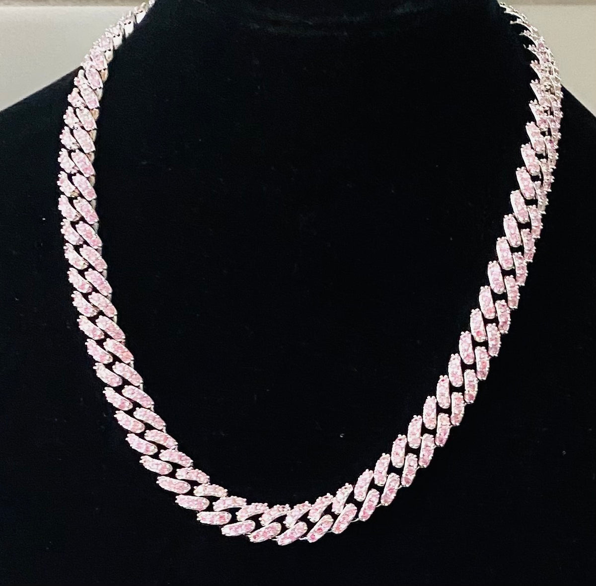 Cuban Link Chain (light Pink) – Lucky Box Accessories